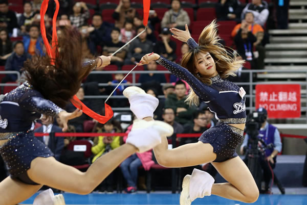 苏群评价NBA总决赛：第二场雷霆十有八九是要赢的